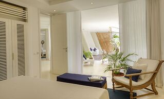 Billionaire Resort & Retreat