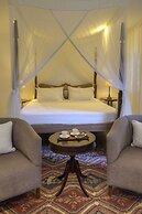 Billionaire Resort & Retreat