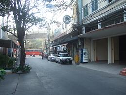 Lodge 61 Bed & Breakfast