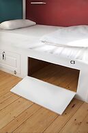 Cheers Midtown Hostel