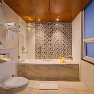 Godwin Candolim, Goa