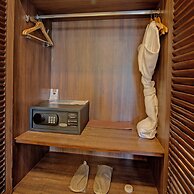 Godwin Candolim, Goa