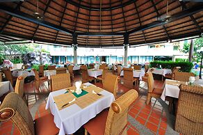 Palmyra Patong Resort