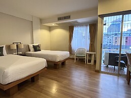 Palmyra Patong Resort