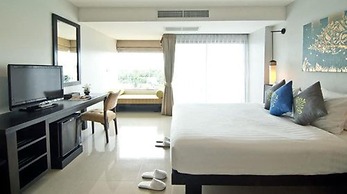 Palmyra Patong Resort