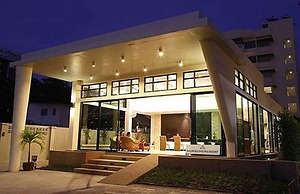 Palmyra Patong Resort