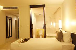 Palmyra Patong Resort