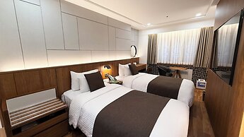 Commodore Hotel Busan