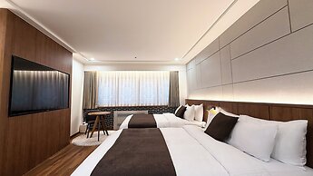 Commodore Hotel Busan