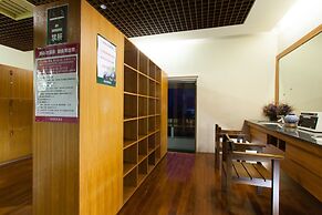 Luminous Hot Spring & Resort