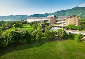 Luminous Hot Spring & Resort