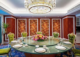 Modern Classic Hotel