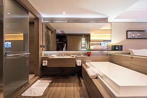 Modern Classic Hotel