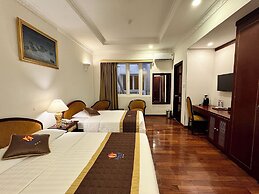Huong Sen Hotel