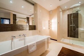 inQse Warsaw | Centre