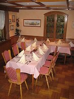 Gasthaus-Pension zur Linde