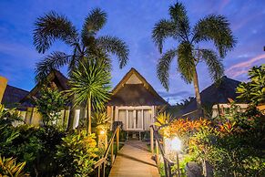 Lembongan Bay Shore Huts