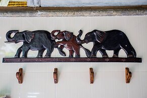 Lembongan Bay Shore Huts