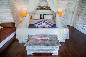 Lembongan Bay Shore Huts