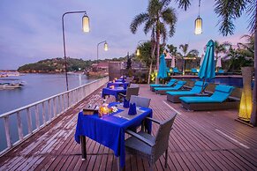 Lembongan Bay Shore Huts