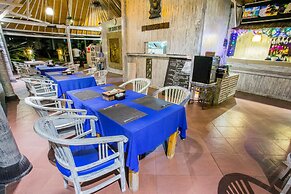 Lembongan Bay Shore Huts