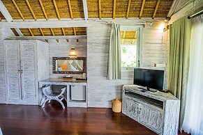 Lembongan Bay Shore Huts