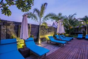 Lembongan Bay Shore Huts