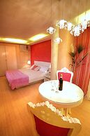 Victoria Court Suites - Pasig