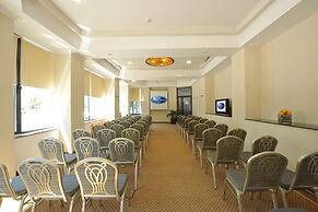 Crystal Palace Hotel