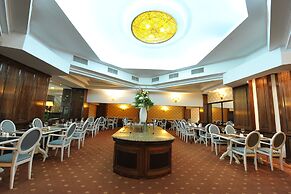 Crystal Palace Hotel