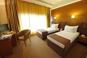 Crystal Palace Hotel