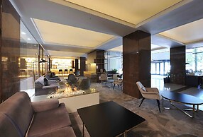 Crystal Palace Hotel