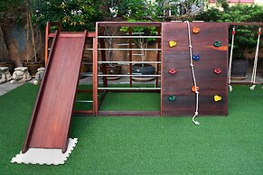 Mike Garden Resort Hotel