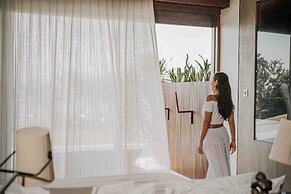 Hotel Komune and Beach Club Bali