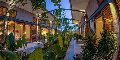 Hotel Komune and Beach Club Bali