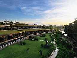 Hotel Komune and Beach Club Bali