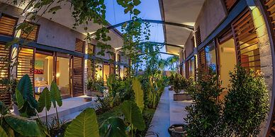 Hotel Komune and Beach Club Bali