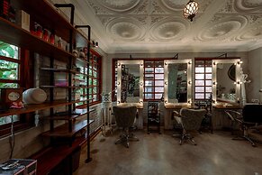 Hotel Komune and Beach Club Bali