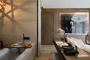Hotel Komune and Beach Club Bali