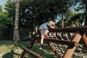 Hotel Komune and Beach Club Bali