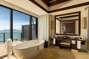 Banyan Tree Lang Co