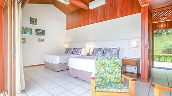 Ficus Sunset Suites