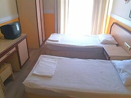 Kleopatra Bebek Hotel