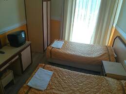 Kleopatra Bebek Hotel