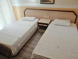 Kleopatra Bebek Hotel