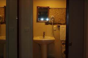 Residencia Pedra Antiga