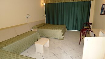 King's House Hotel Resort