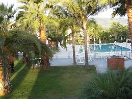 King's House Hotel Resort
