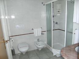 King's House Hotel Resort