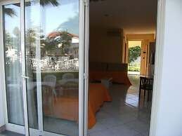 King's House Hotel Resort